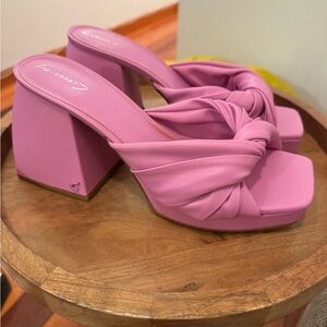 Circus by Sam Edelman Pink Knotted Mules